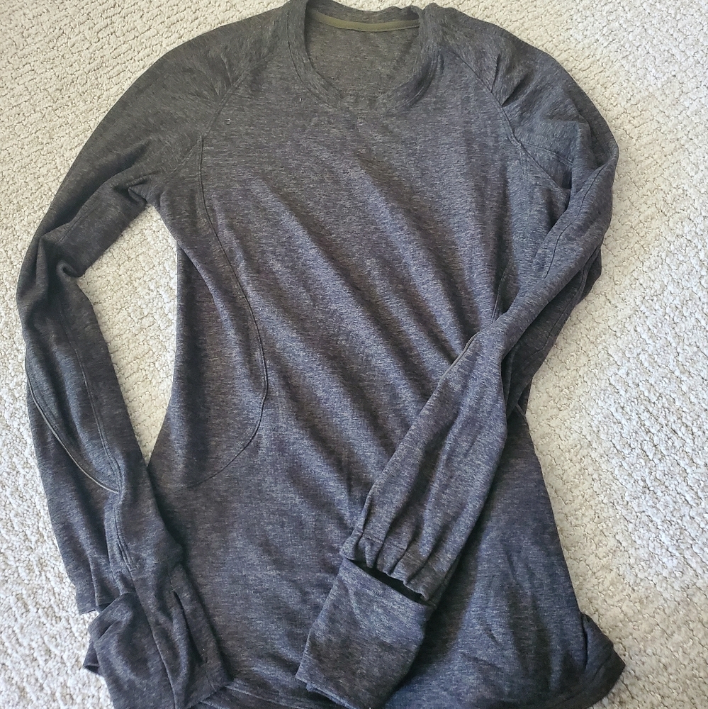 Lululemon long sleeve, EUC, Dark Green